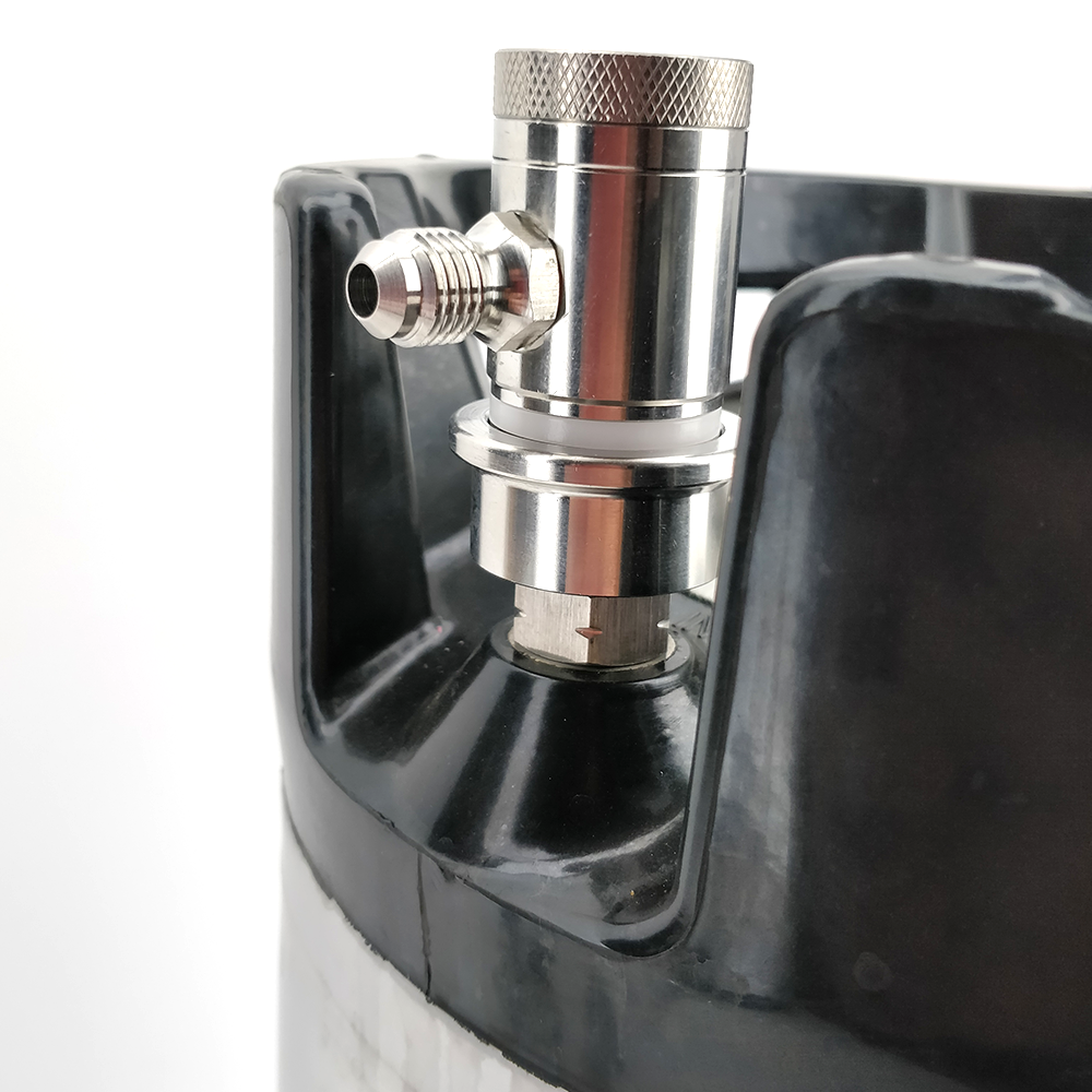 Stainless Ball Lock Disconnect - MFL Threaded (Grey/Gas)