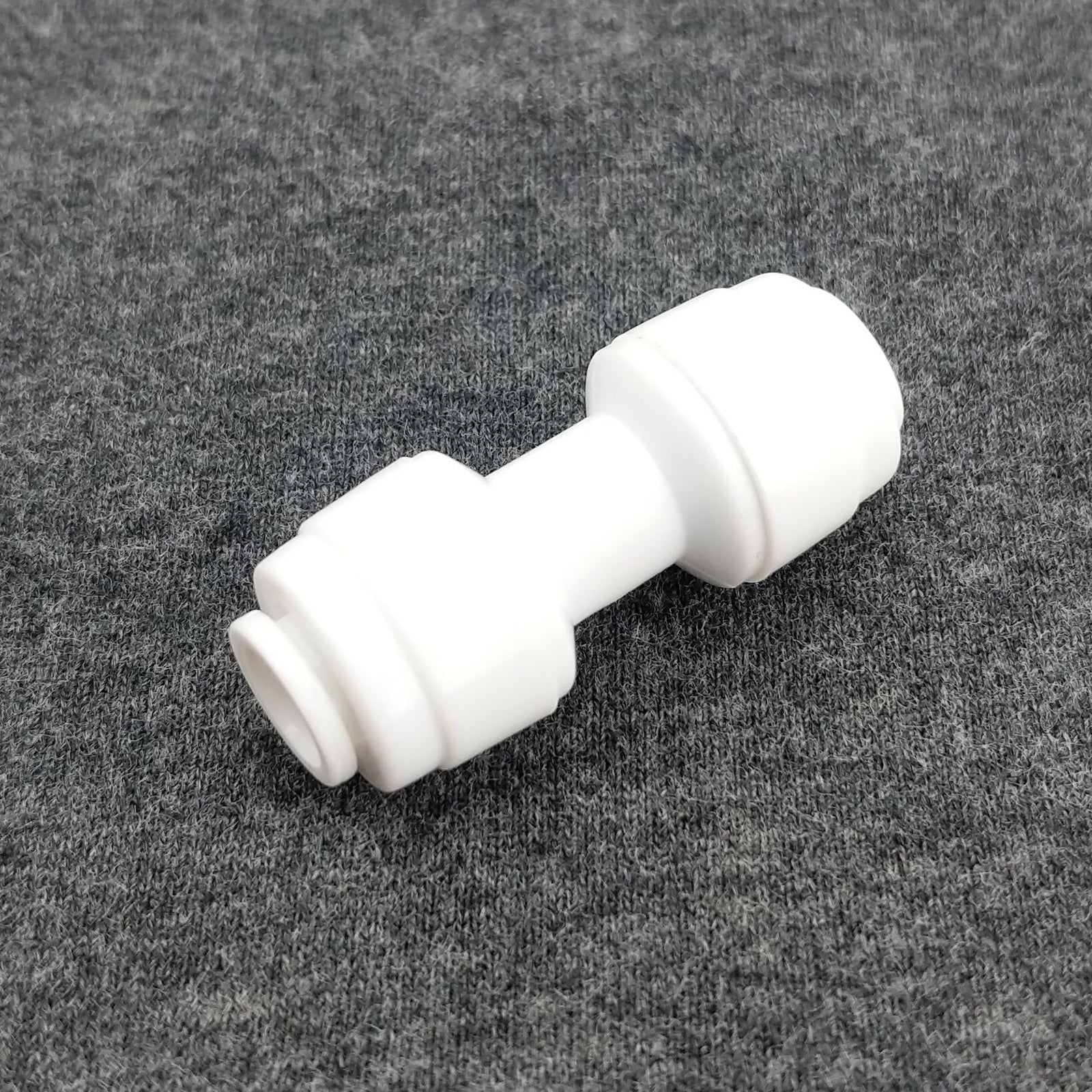 monotight – 6.35mm (¼") Female x 6.35mm (¼") Female Push In Joiner